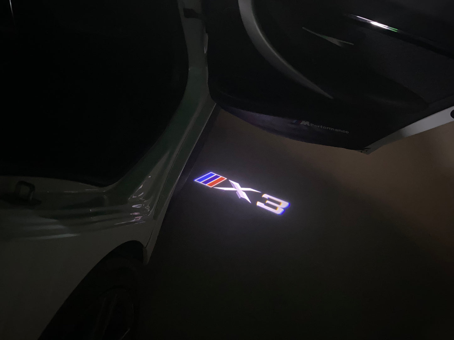 BMW X3 LOGO PROJECTOT LIGHTS Nr.600X311