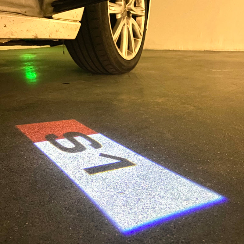 AUDI S1 LOGO PROJECTOT LIGHTS Nr.127 (Menge 1 = 2 Logofolien /2 Türleuchten） 