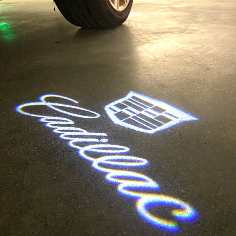 CADILLAC ORIGINAL LOGO PROJECTOT LIGHTS Nr.256 (Menge 1 = 2 Logofolien /2 Türleuchten） 