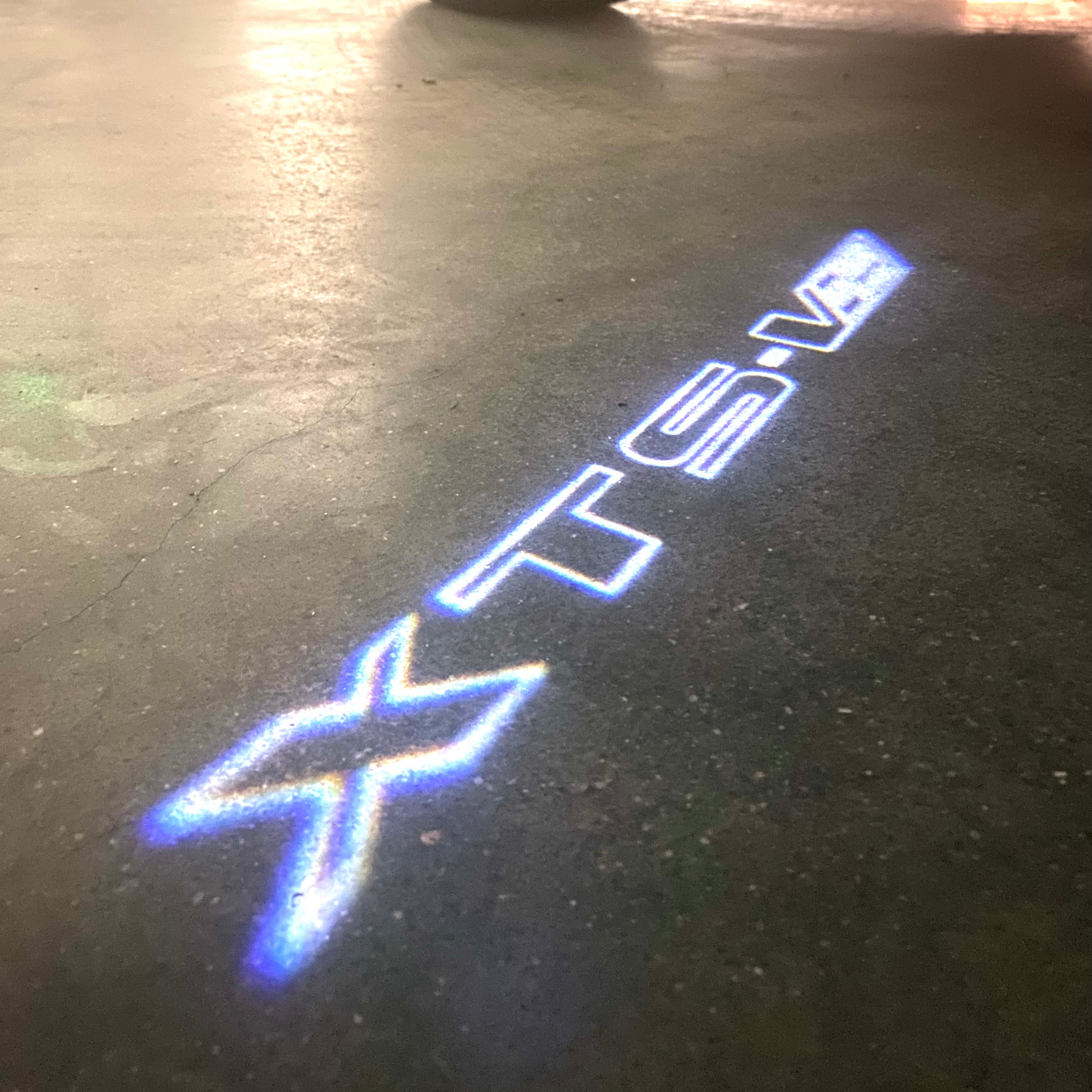 CADILLAC XTS LOGO PROJECTOT LIGHTS Nr.2602 (quantity 1 = 2 Logo Films /2 door lights）