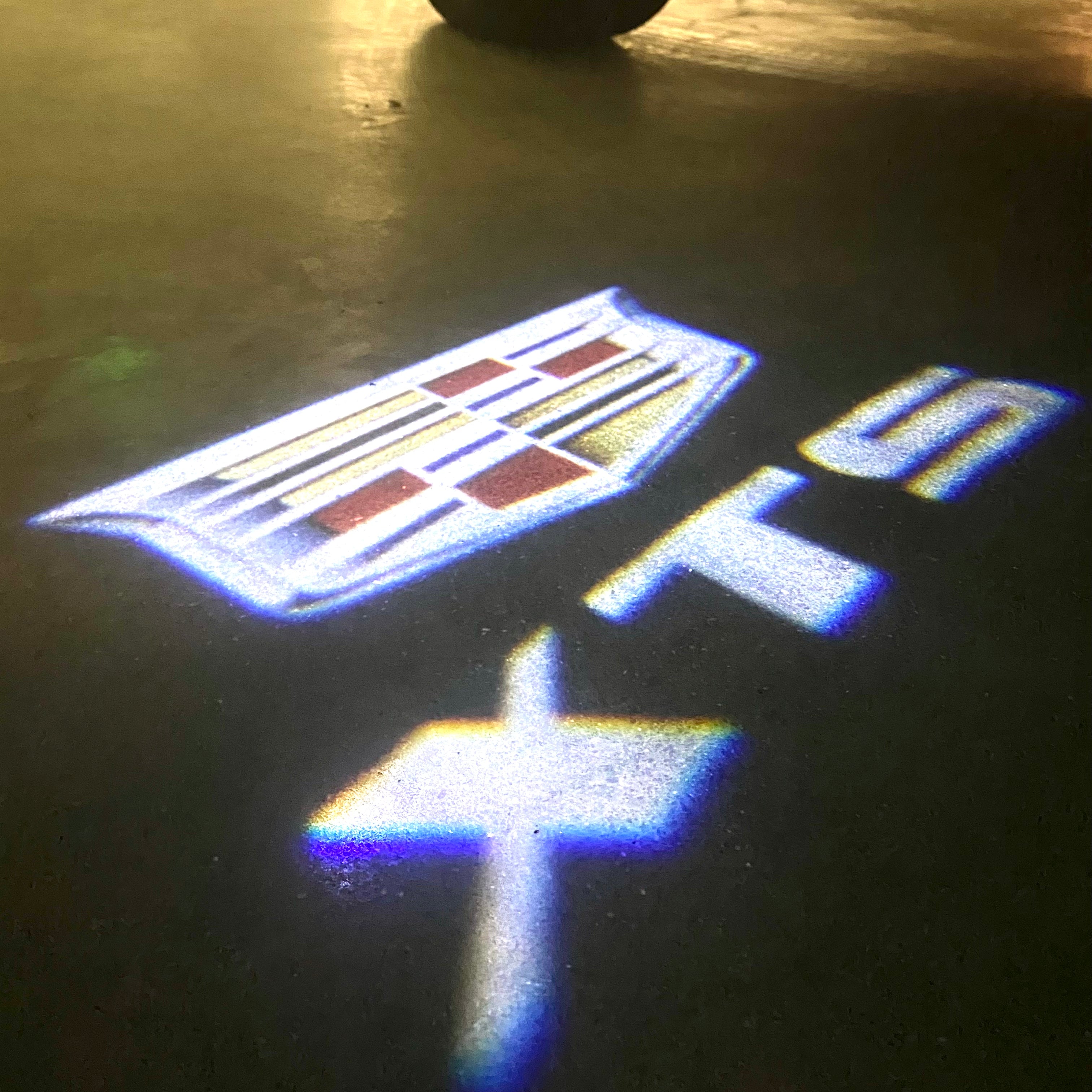 CADILLAC XTS LOGO PROJECTOT LIGHTS Nr.2645 (quantity 1 = 2 Logo Films /2 door lights）