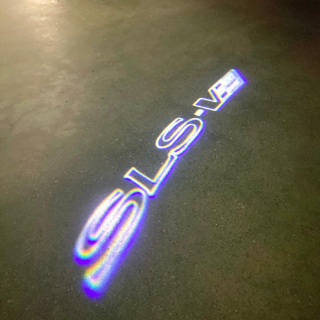 CADILLAC SLS LOGO PROJECTOT LIGHTS Nr.2585(quantity 1 = 2 Logo Films /2 door lights）