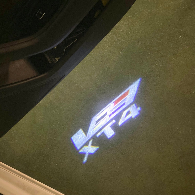 CADILLAC XT4 LOGO PROJECTOT LIGHTS Nr.2626 (quantity 1 = 2 Logo Films /2 door lights）