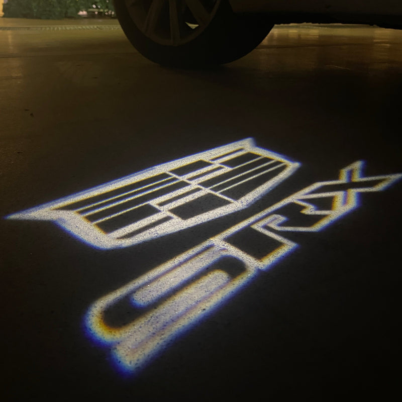 CADILLAC ORIGINAL LOGO PROJECTOT LIGHTS Nr.256 (Menge 1 = 2 Logofolien /2 Türleuchten） 