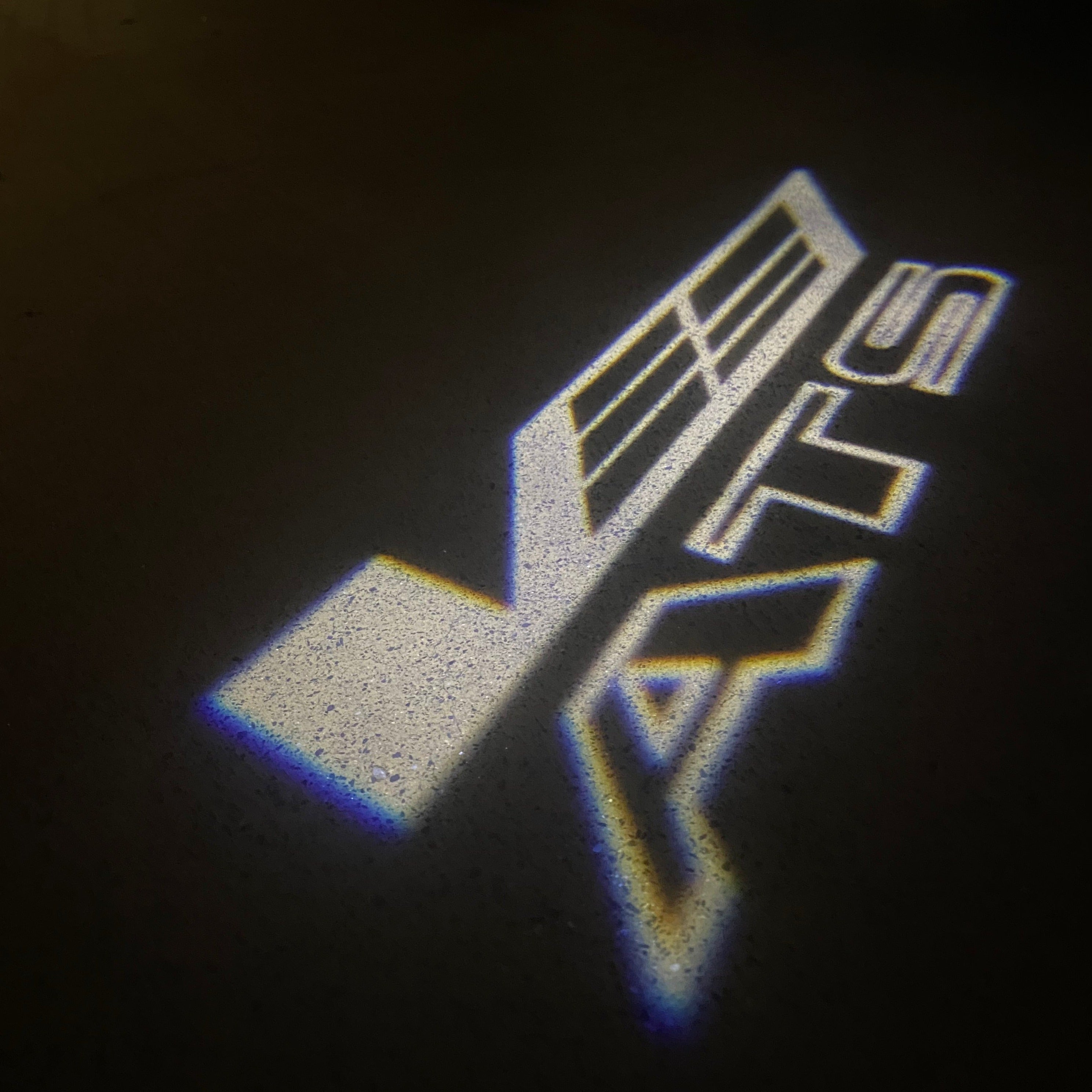 CADILLAC ATS LOGO PROJECTOT LIGHTS Nr.2617 (quantity 1 = 2 Logo Films /2 door lights）