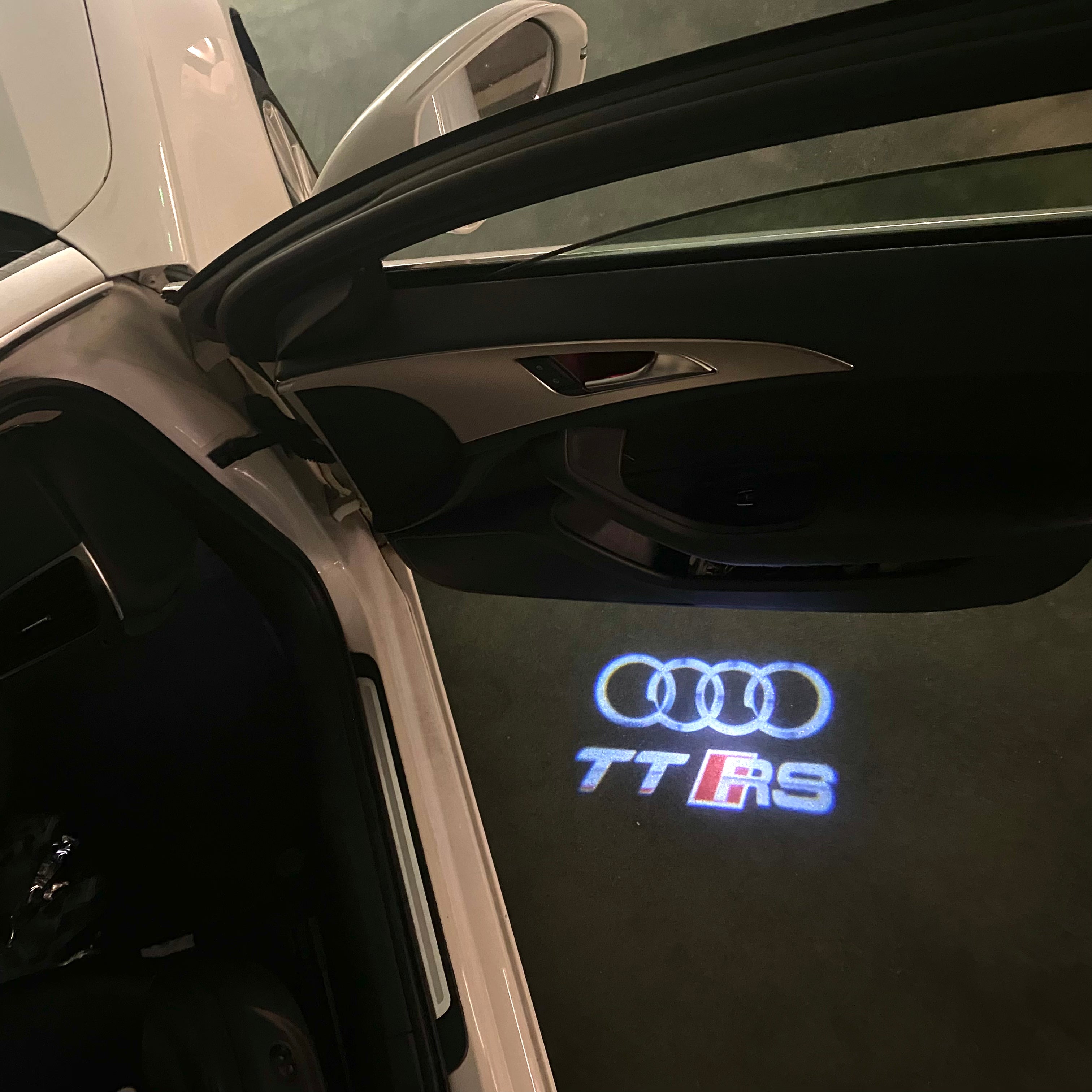 AUDI TTRS LOGO PROJECTOT LIGHTS Nr.002A12