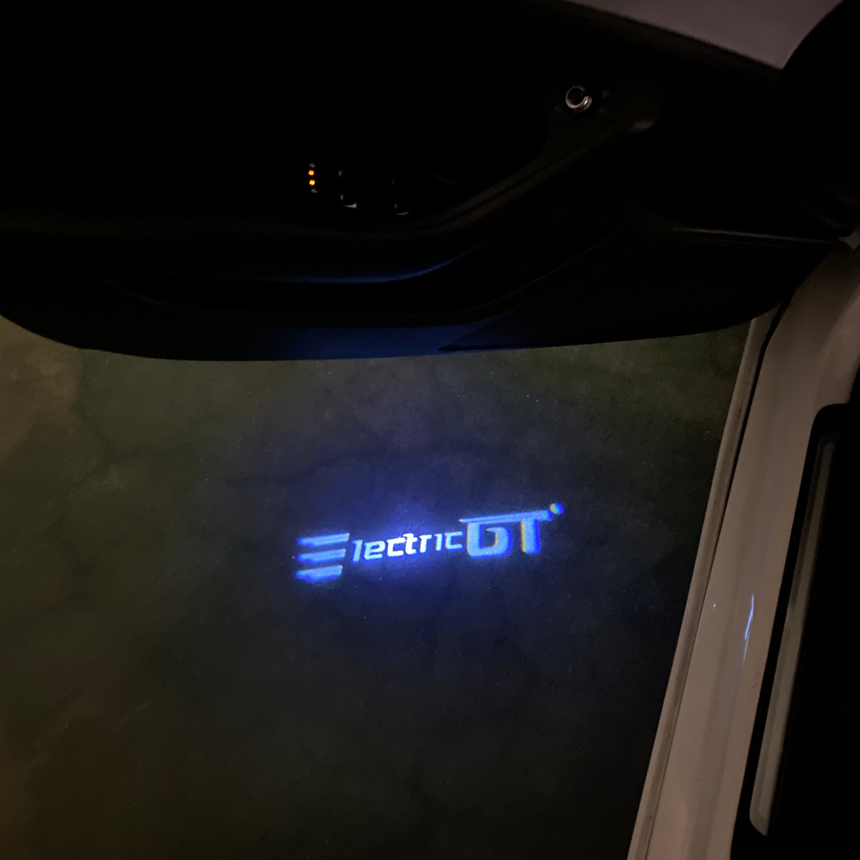 MERCEDES BENZ GT LOGO PROJECTOT LIGHTS Nr.32 (quantity 1 = 1 sets/2 door lights)