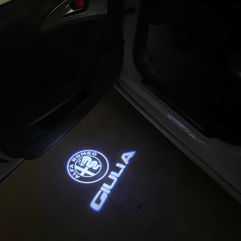 Alfa Romeo GIULIA LOGO PROJECTOT LIGHTS Nr.48 (quantità 1 = 2 Pellicola Logo / 2 Luci Porta) 