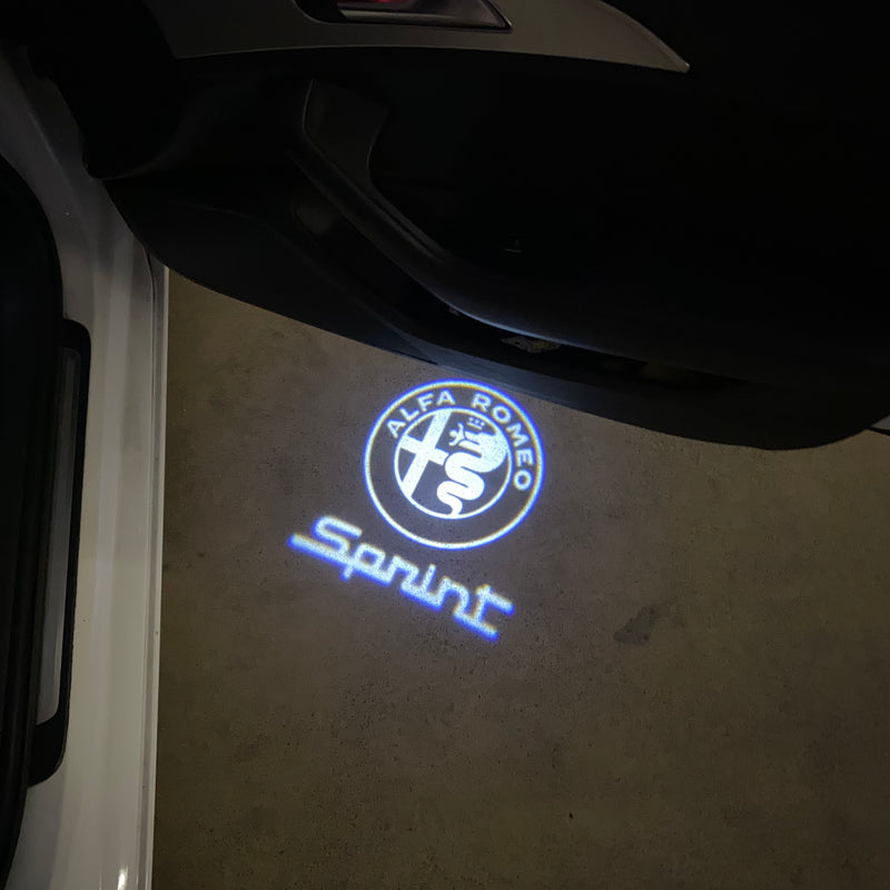 Alfa Romeo Sprint LOGO PROJECTOT LIGHTS Nr.81 (quantità 1 = 2 Pellicola Logo / 2 luci porta) 