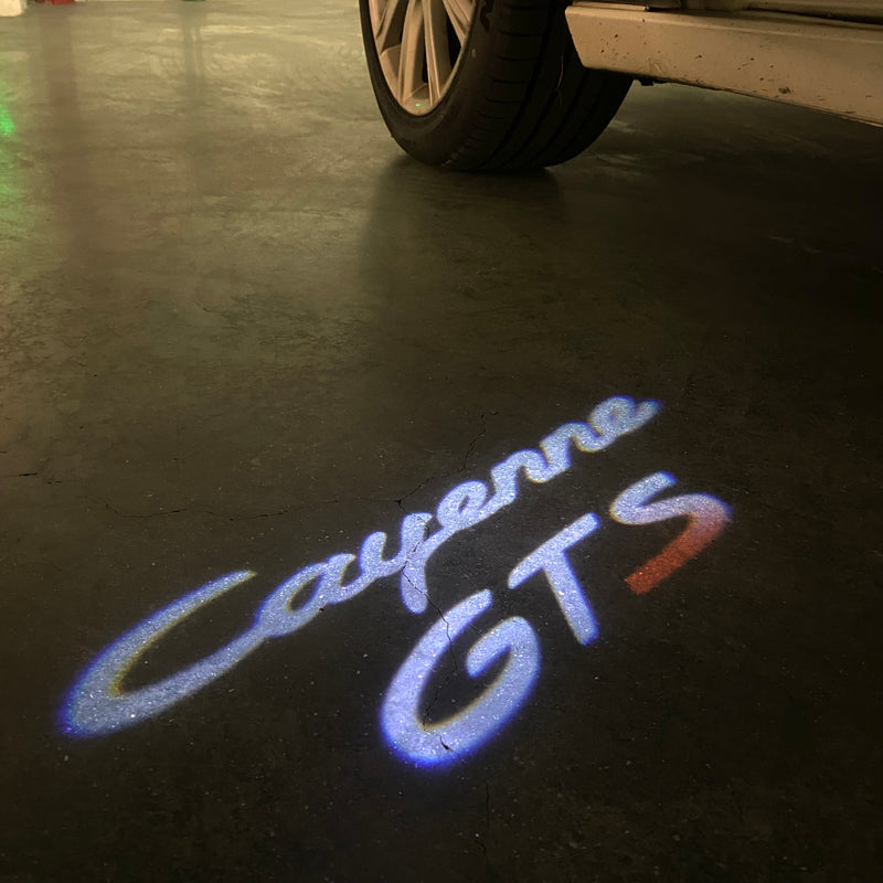 PORSCHE Cayenne LOGO PROJECTOT LIGHTS Nr.61 (Menge 1 = 2 Logofolie / 2 Türleuchten) 