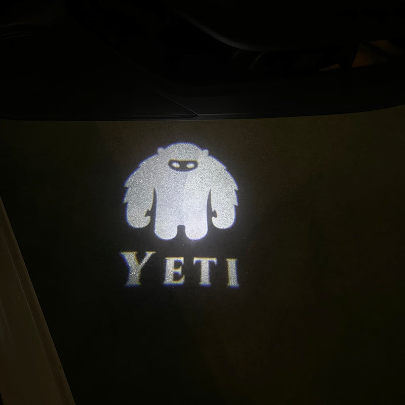 SKODA YETI LOGO PROJECTOT LIGHTS Nr.71f (Menge 1 = 2 Logofolie / 2 Türleuchten)