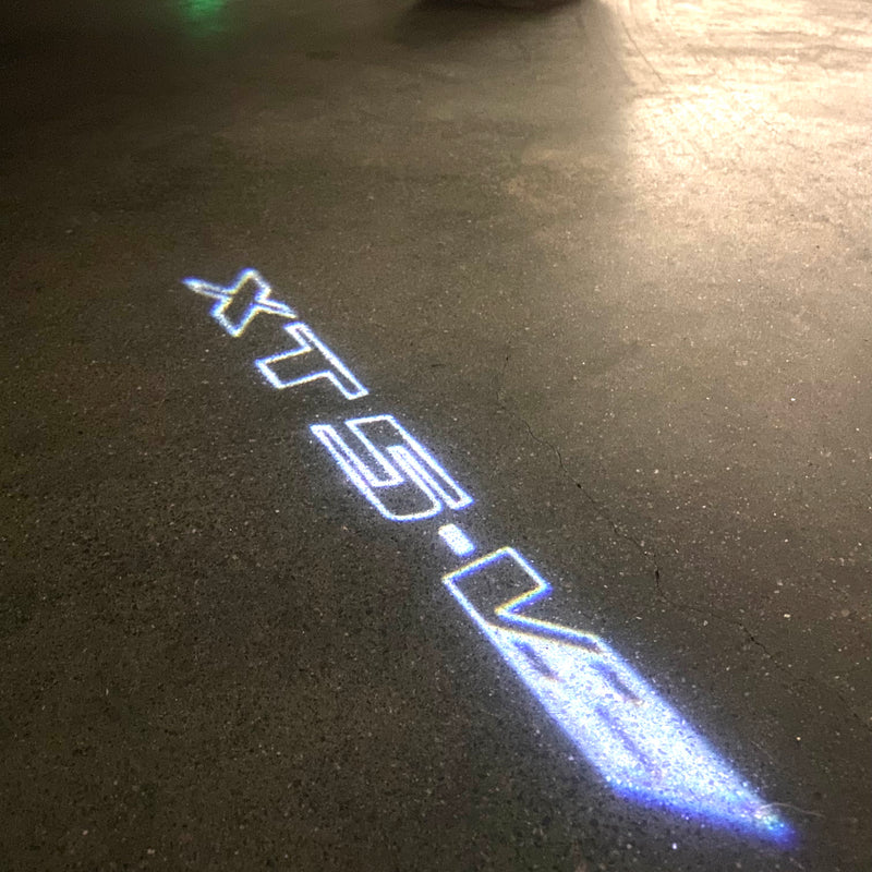 CADILLAC XT5 LOGO PROJECTOT LIGHTS Nr.2600 (quantity 1 = 2 Logo Films /2 door lights）