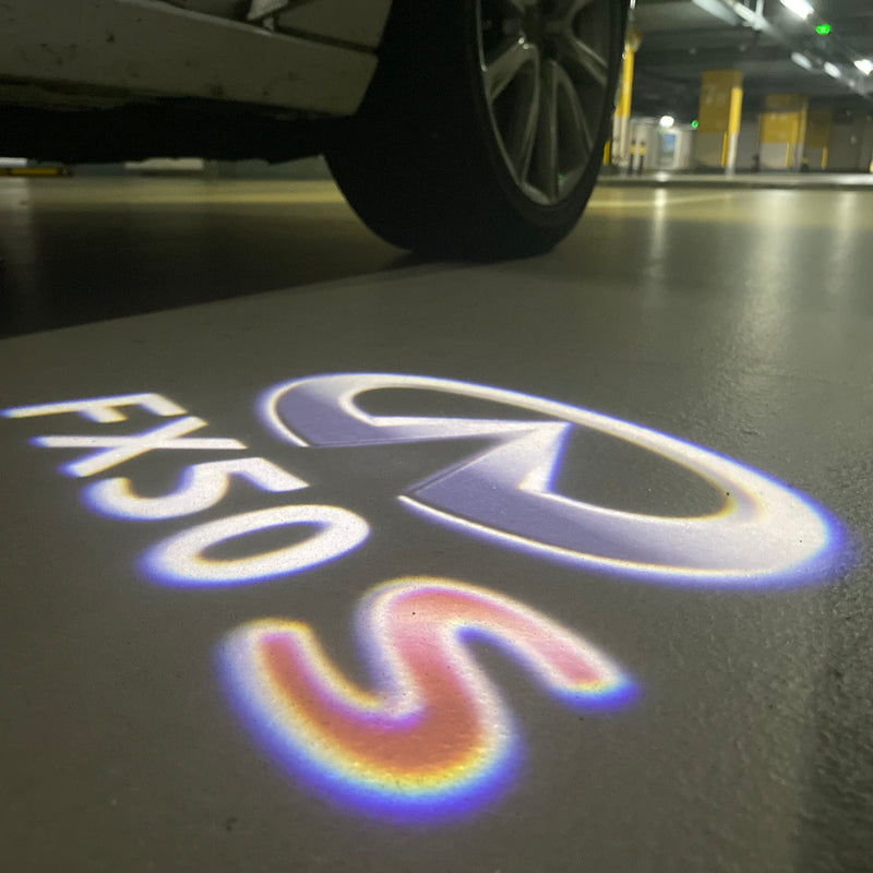 INFINITI FX50 S LOGO PROJECROTR LIGHTS Nr.28 (quantità 1 = 1 set/2 luci porta)