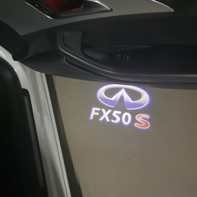 INFINITI FX50 S LOGO PROJECROTR LIGHTS Nr.28 (Menge 1 = 1 Satz/2 Türleuchten)