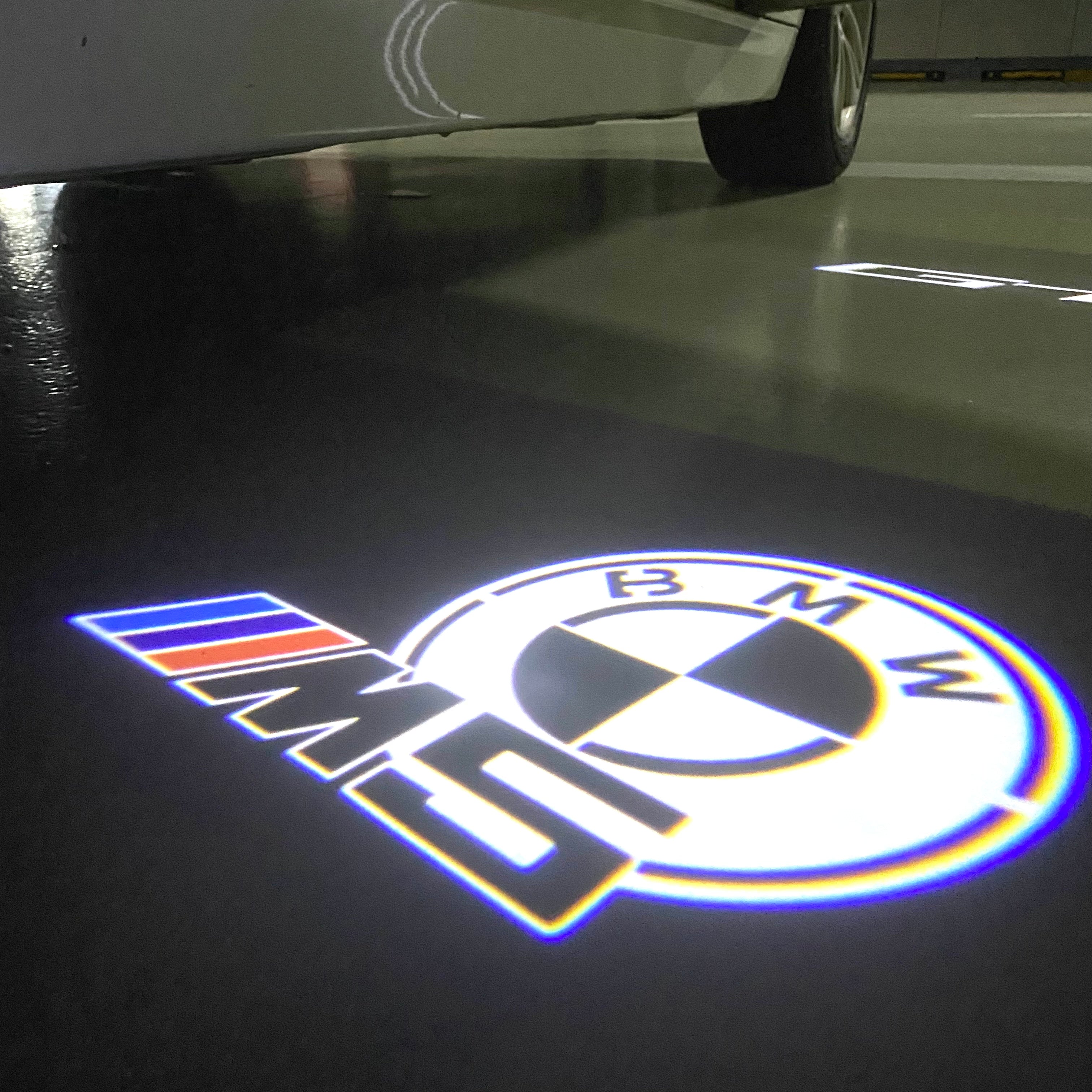 BMW  5 SERIES M5 LOGO PROJECTOT LIGHTS (quantity 1 = 1 sets/2 door lights)Nr.bmw00260