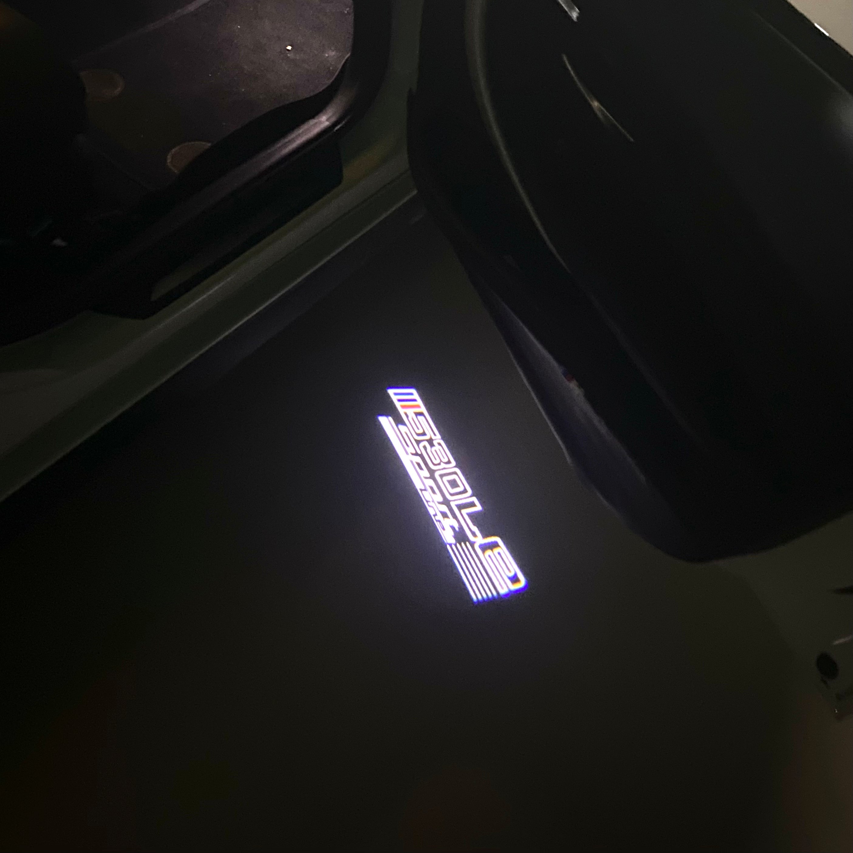 BMW  5 SERIES 530 Le LOGO PROJECTOT LIGHTS (quantity 1 = 1 sets/2 door lights)Nr.bmw00239