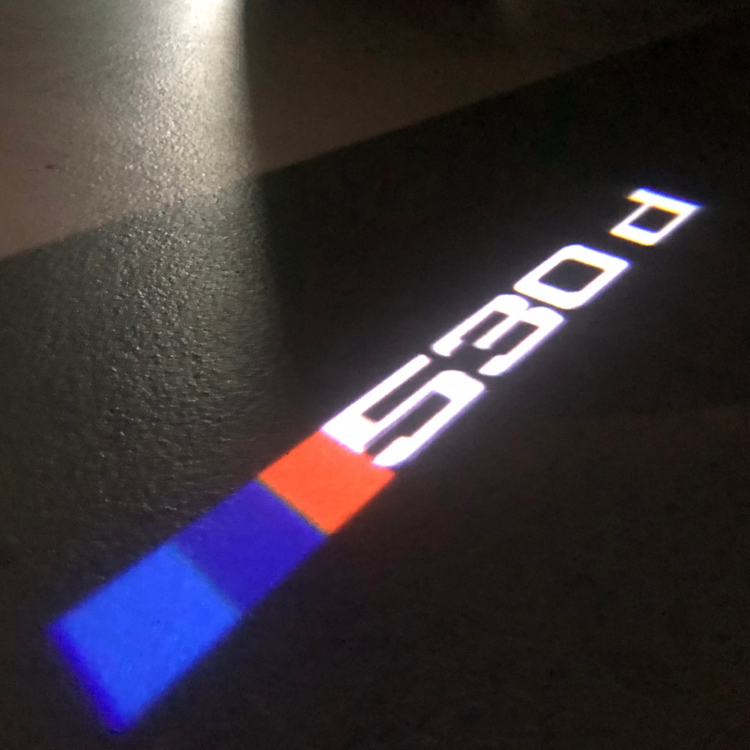 BMW  5 SERIES 530  LOGO PROJECTOT LIGHTS (quantity 1 = 1 sets/2 door lights)Nr.bmw00256