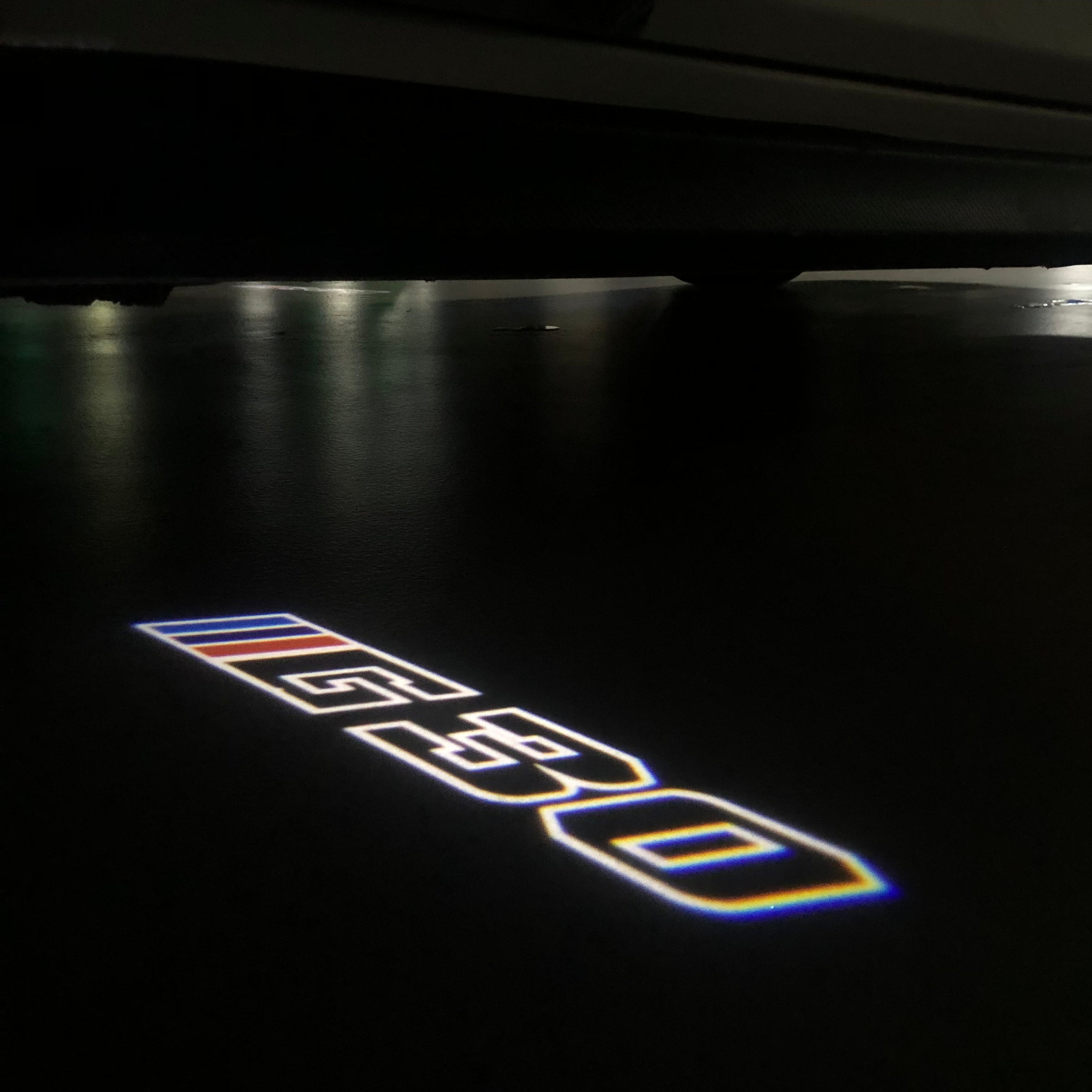BMW 5 SERIES G30  LOGO PROJECTOT LIGHTS (quantity 1 = 1 sets/2 door lights)Nr.bmw00248