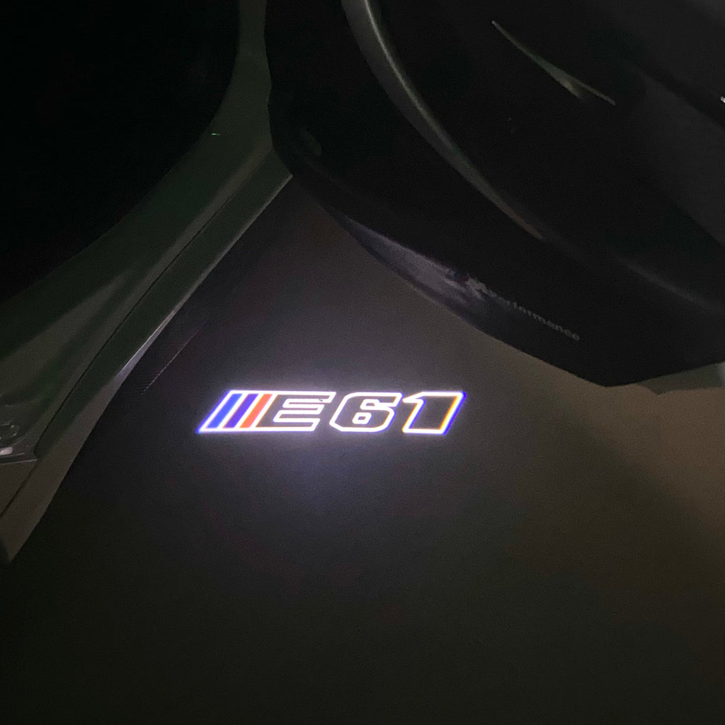 BMW  5 SERIES E61  LOGO PROJECTOT LIGHTS (quantity 1 = 1 sets/2 door lights)Nr.bmw00251