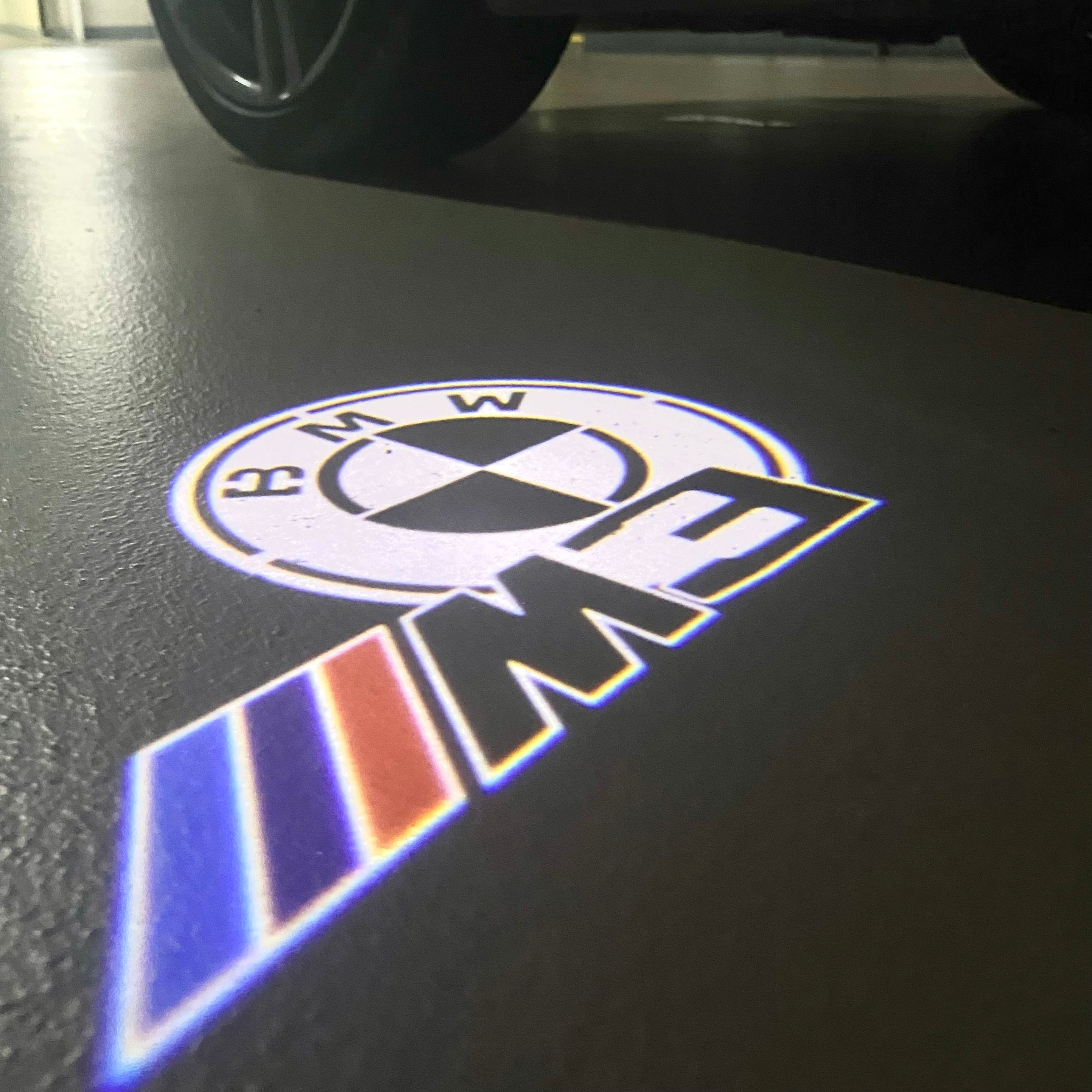 BMW 3 SERIES M3  LOGO PROJECTOT LIGHTS (quantity 1 = 1 sets/2 door lights) Nr.bmw403