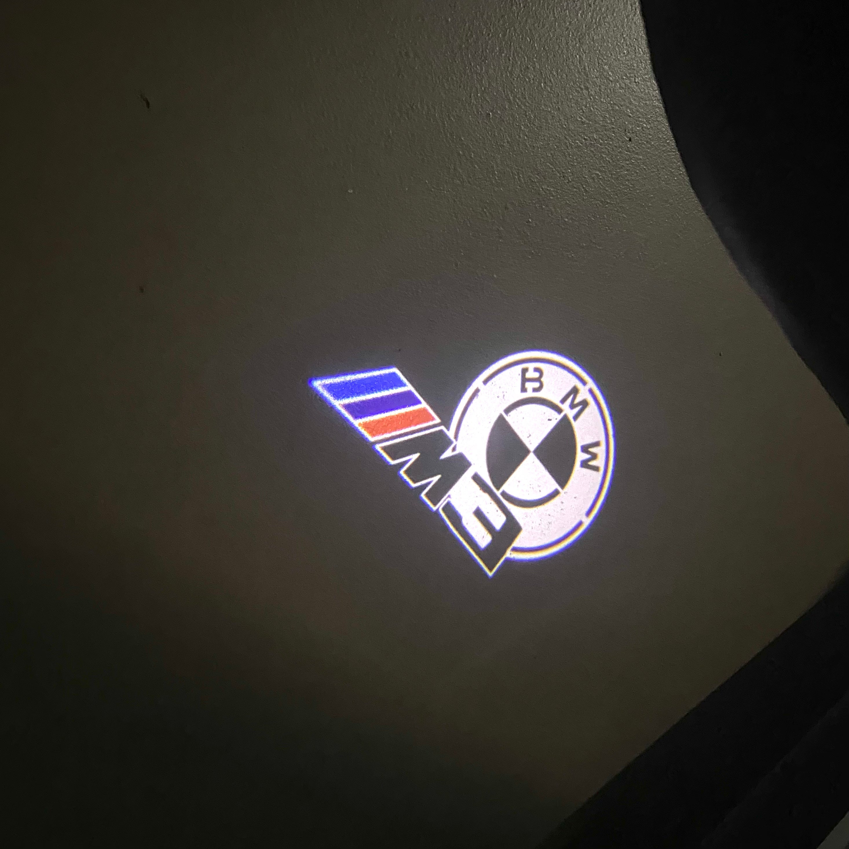 BMW 3 SERIES M3  LOGO PROJECTOT LIGHTS (quantity 1 = 1 sets/2 door lights) Nr.bmw403