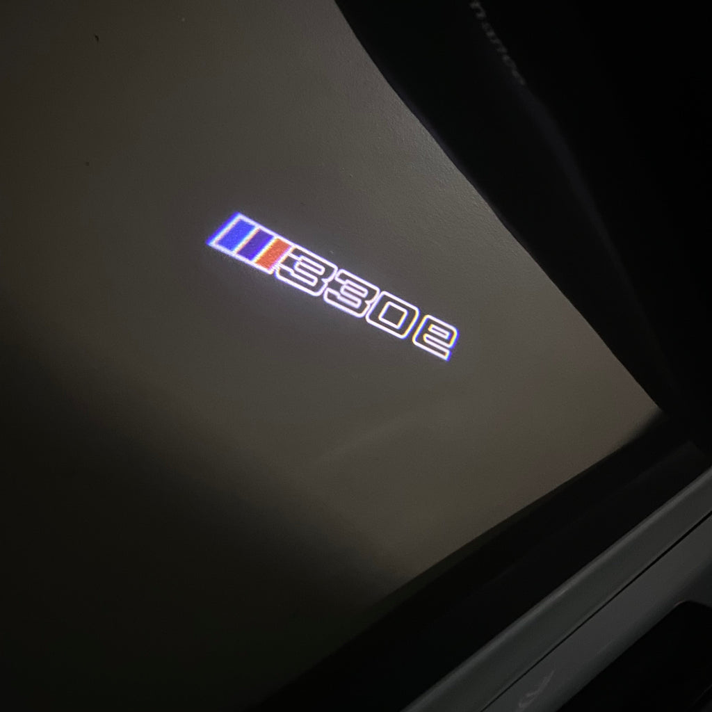BMW 3 SERIES 330e  LOGO PROJECTOT LIGHTS (quantity 1 = 1 sets/2 door lights)Nr.bmw00396