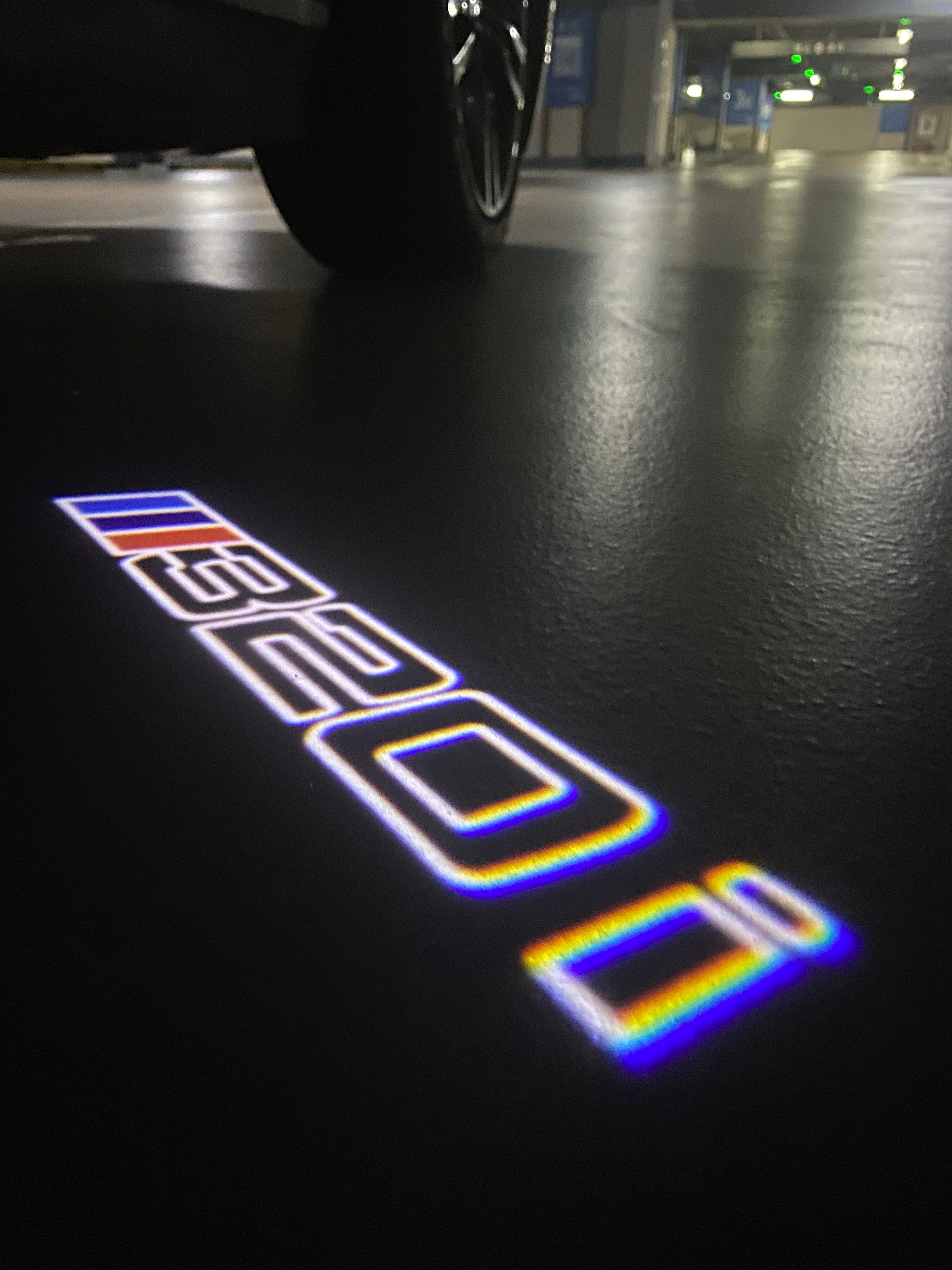 BMW 3 SERIES 320 i LOGO PROJECTOT LIGHTS (quantity 1 = 1 sets/2 door lights) Nr.BMW414