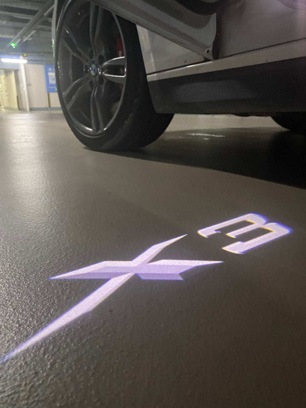 BMW X3  LOGO PROJECTOT LIGHTS (quantity 1 = 1 sets/2 door lights)Nr.bmw0062