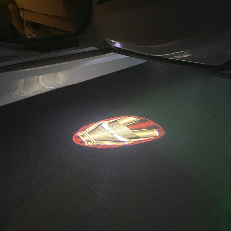 Luci per porte con logo Iron Man Nr.214 (quantità 1 = 2 pellicole con logo /2 luci per porte)Logo degli eroi Marvel 