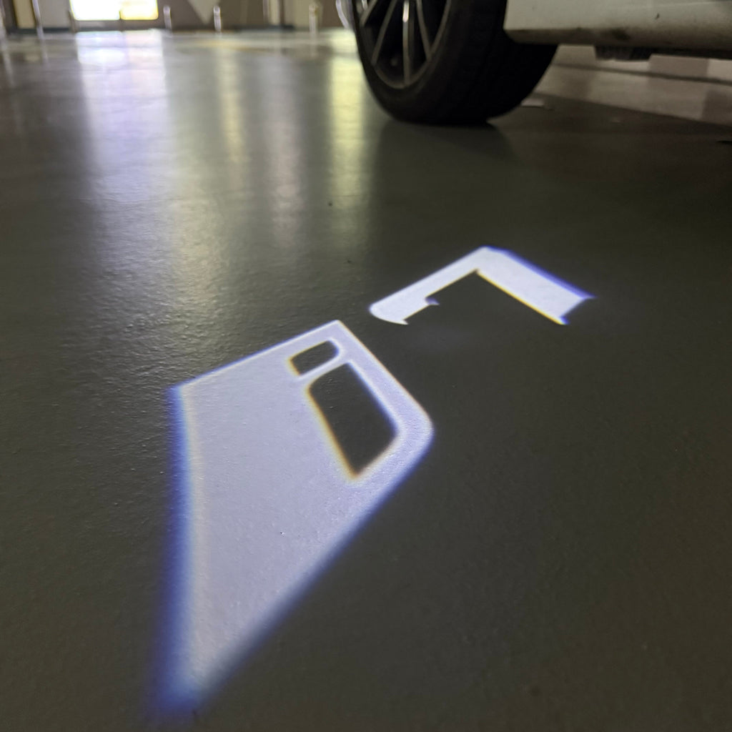 BMW i7  LOGO PROJECTOT LIGHTS (quantity 1 = 1 sets/2 door lights)Nr.bmw00362
