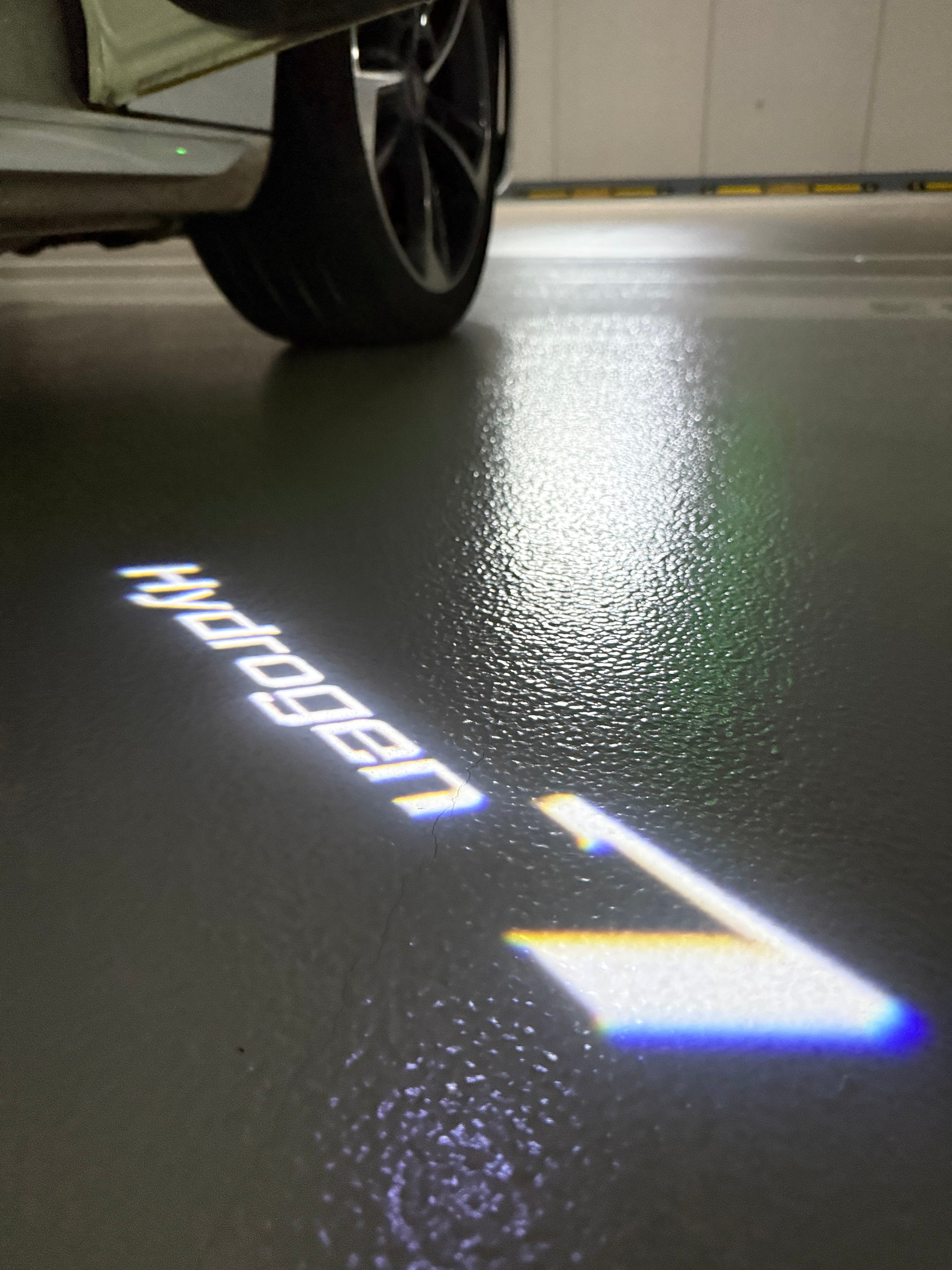 BMW  Hydrogen 7 LOGO PROJECTOT LIGHTS Nr.607B30