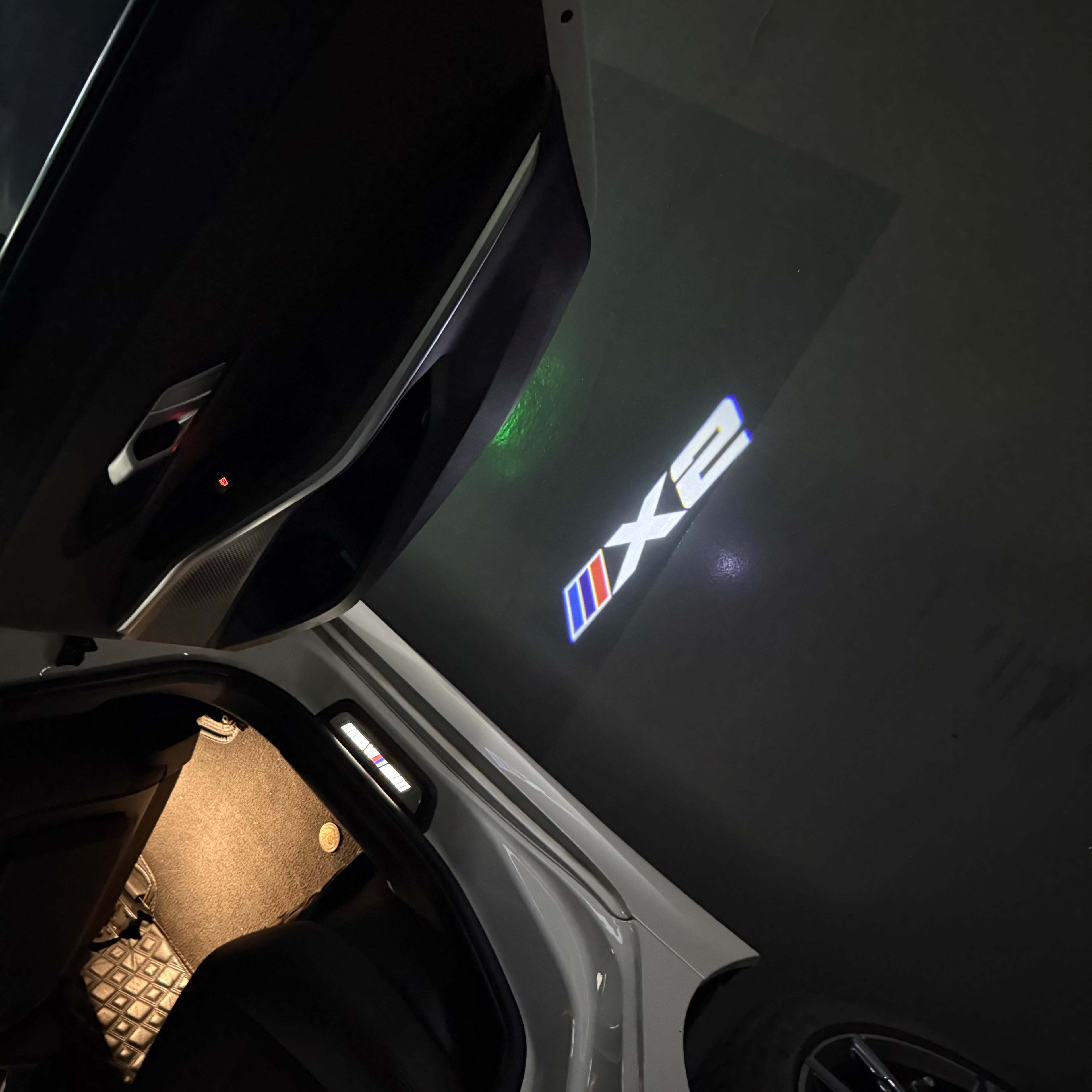 BMW  X2  LOGO PROJECTOT LIGHTS Nr.600X202