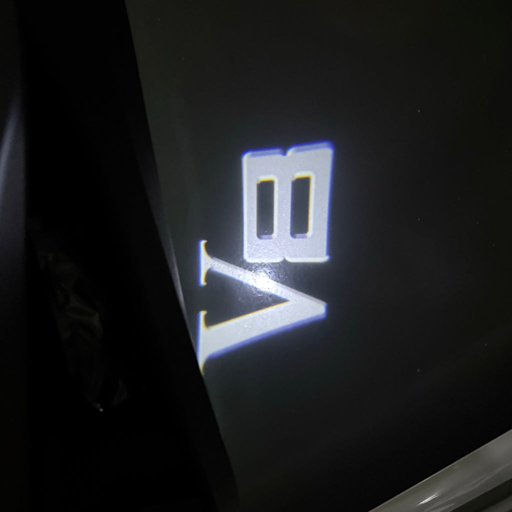BMW  V8 LOGO PROJECTOT LIGHTS (quantity 1 = 1 sets/2 door lights)Nr.bmw0092