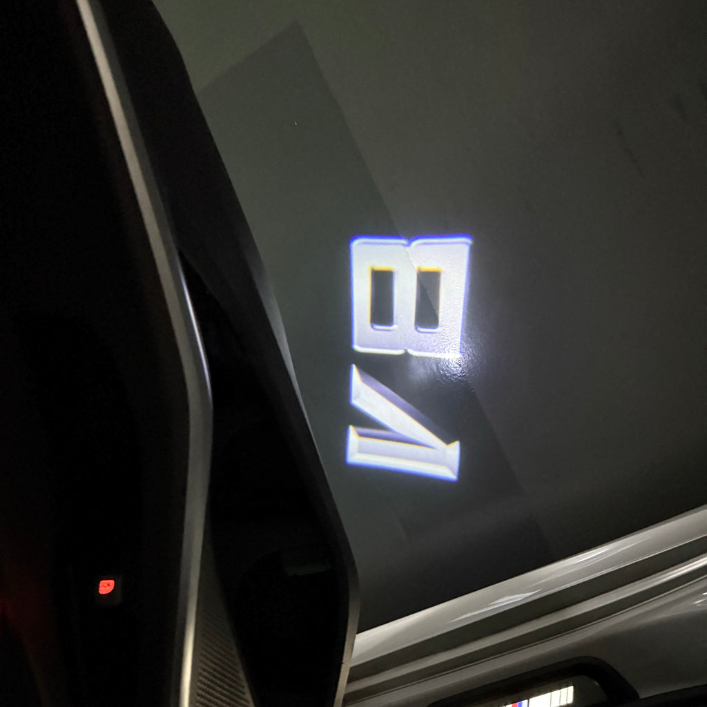 BMW V8  LOGO PROJECTOT LIGHTS (quantity 1 = 1 sets/2 door lights)Nr.bmw0090