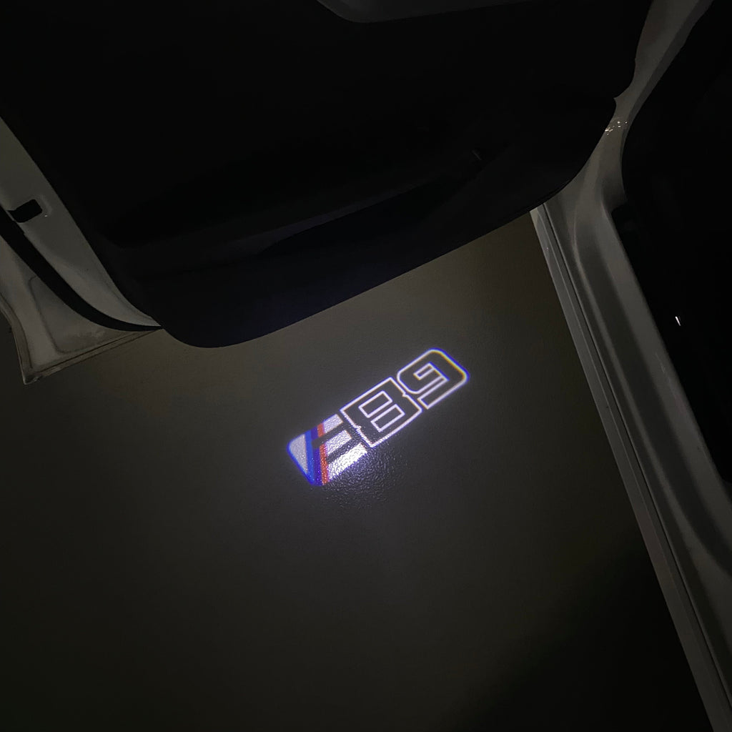 BMW Z4 E89  LOGO PROJECTOT LIGHTS (quantity 1 = 1 sets/2 door lights)Nr.bmw00149