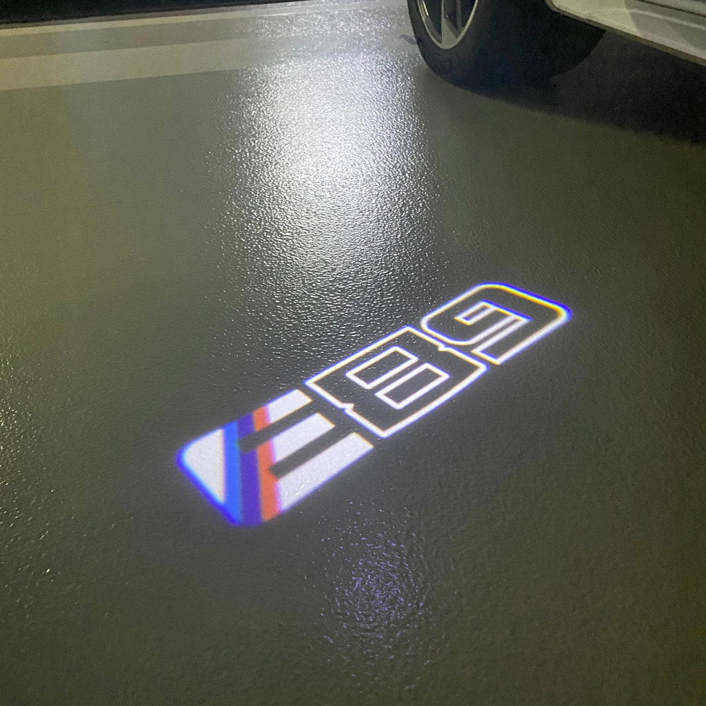 BMW Z4 E89  LOGO PROJECTOT LIGHTS (quantity 1 = 1 sets/2 door lights)Nr.bmw00149