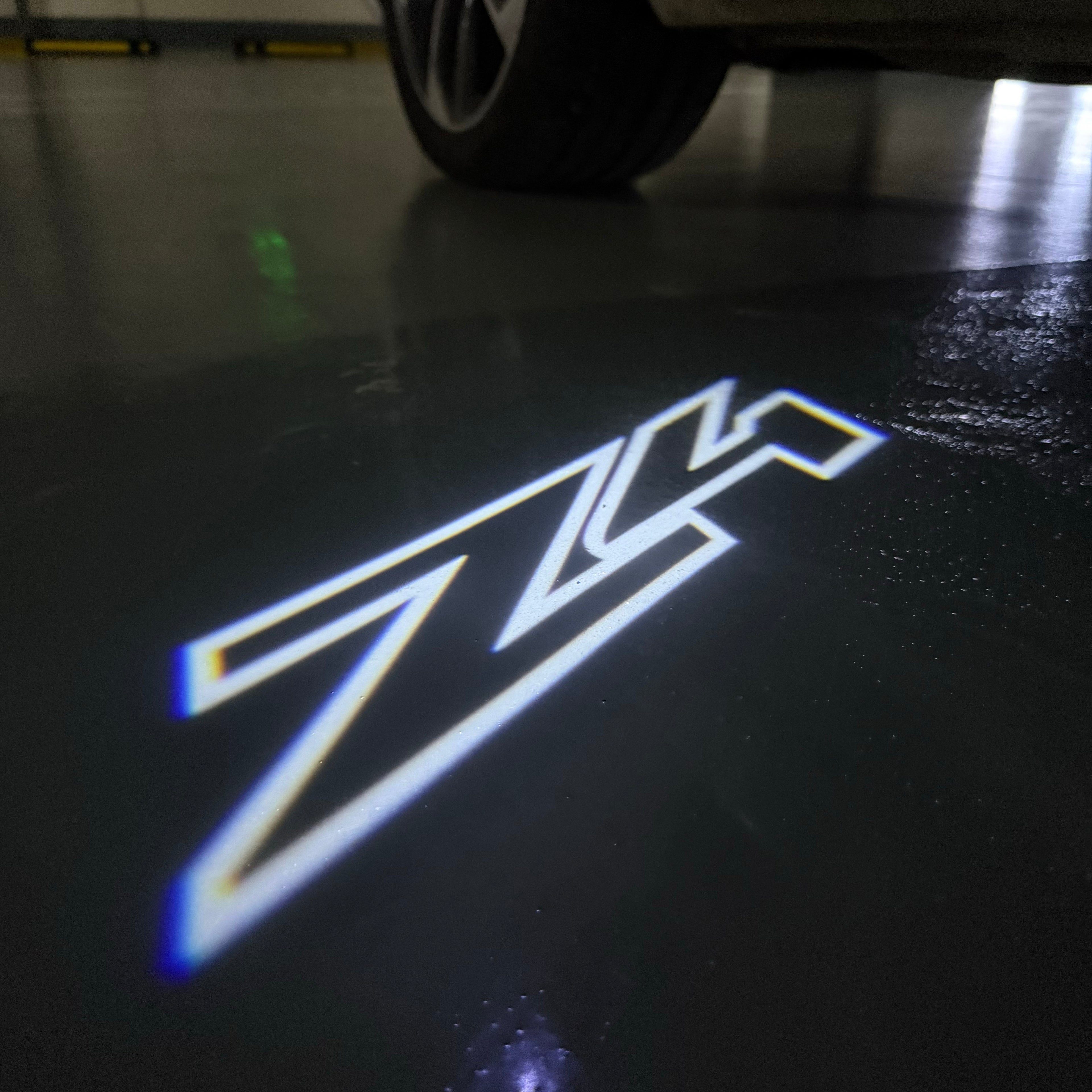 BMW  Z4  LOGO PROJECTOT LIGHTS Nr.600x118