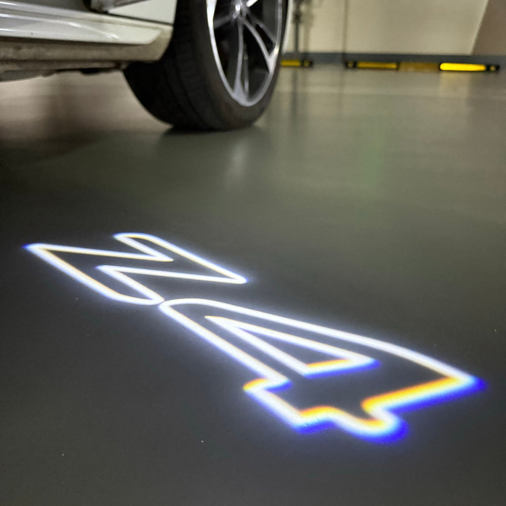 BMW Z4    LOGO PROJECTOT LIGHTS (quantity 1 = 1 sets/2 door lights)Nr.bmw00147
