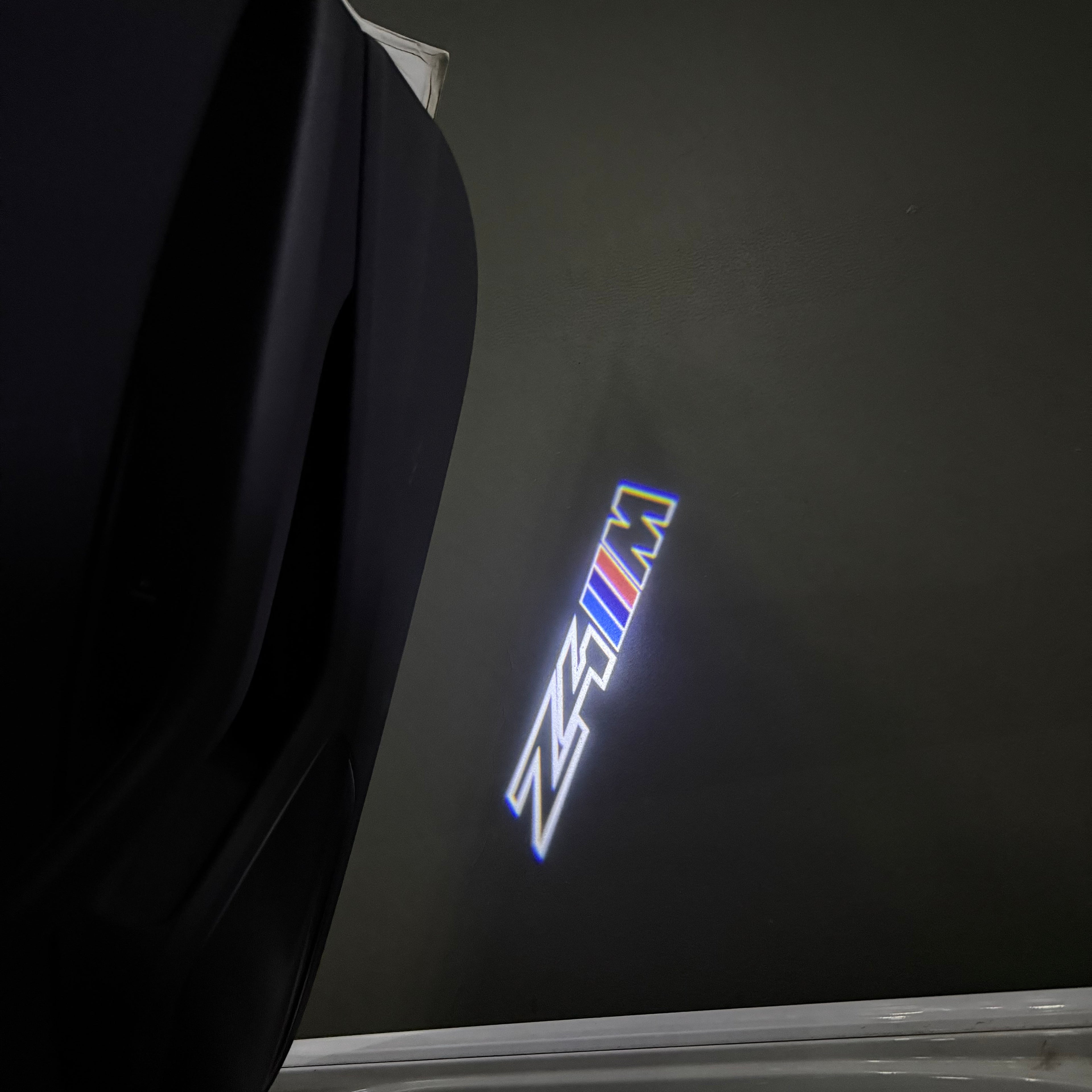 BMW  Z4M  LOGO PROJECTOT LIGHTS Nr.600x108