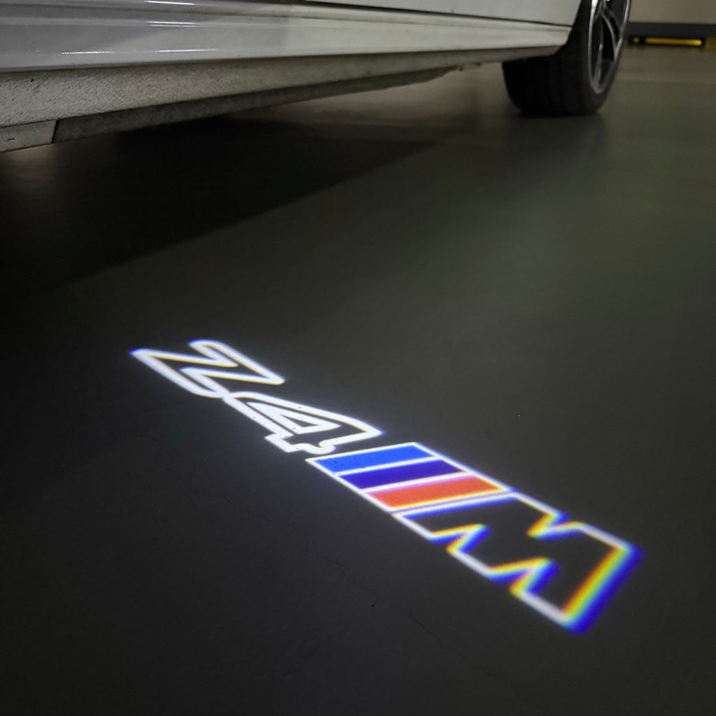 BMW Z4M  LOGO PROJECTOT LIGHTS (quantity 1 = 1 sets/2 door lights)Nr.bmw00151