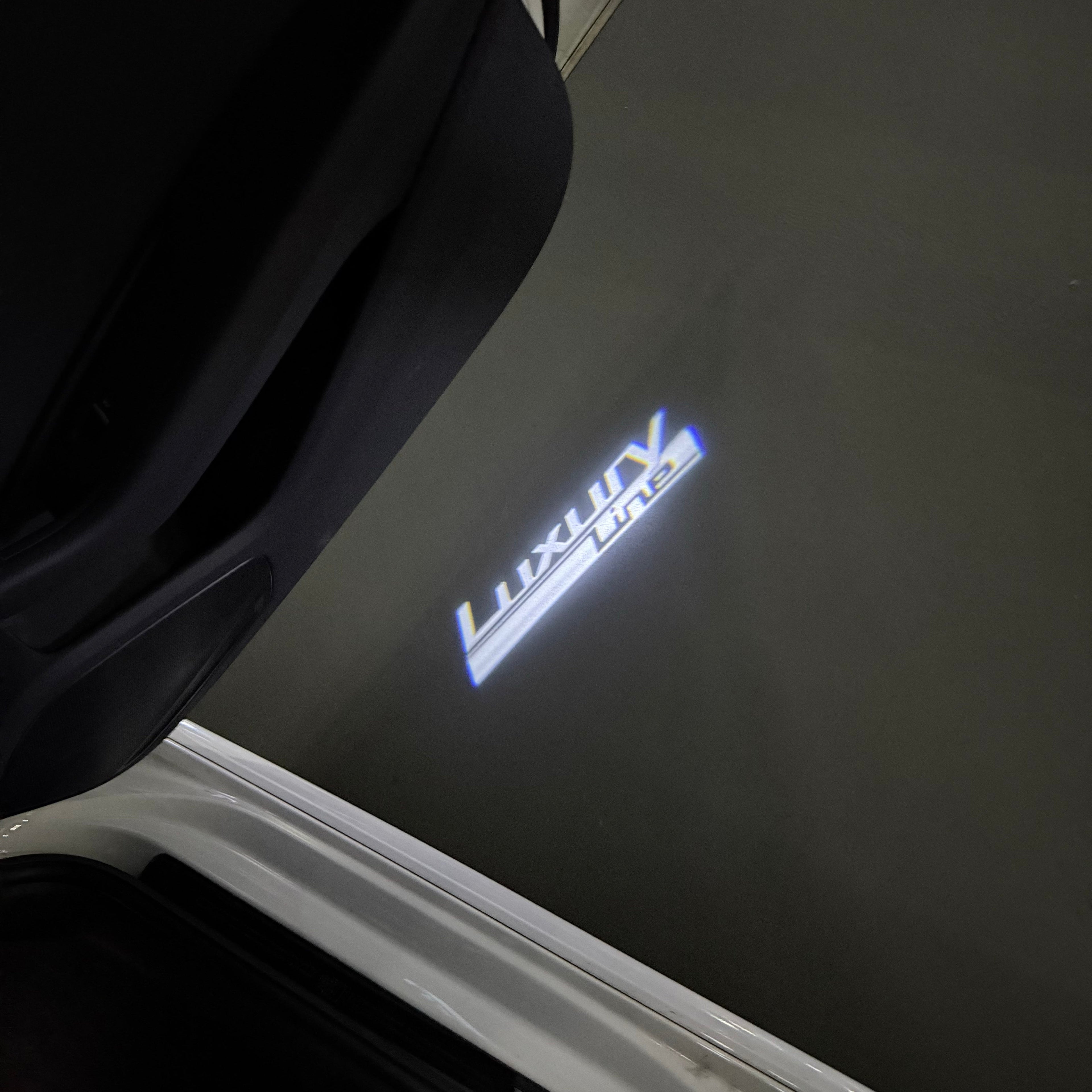 BMW  LUXURY LOGO PROJECTOT LIGHTS (quantity 1 = 1 sets/2 door lights)Nr.bmw00103