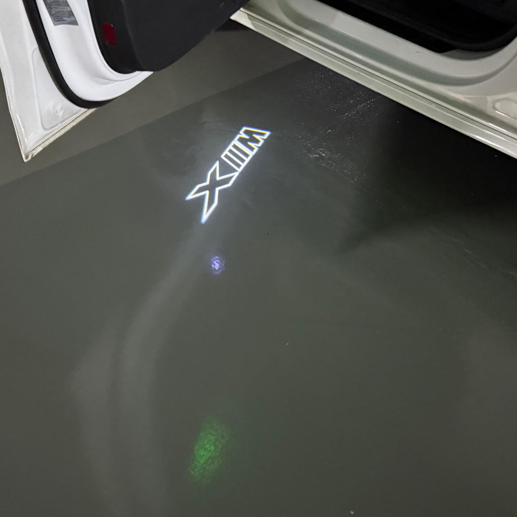 BMW  XM  LOGO PROJECTOT LIGHTS Nr.600x91