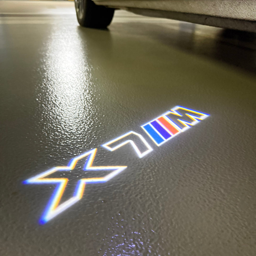 BMW X7M  LOGO PROJECTOT LIGHTS (quantity 1 = 1 sets/2 door lights)Nr.bmw00163