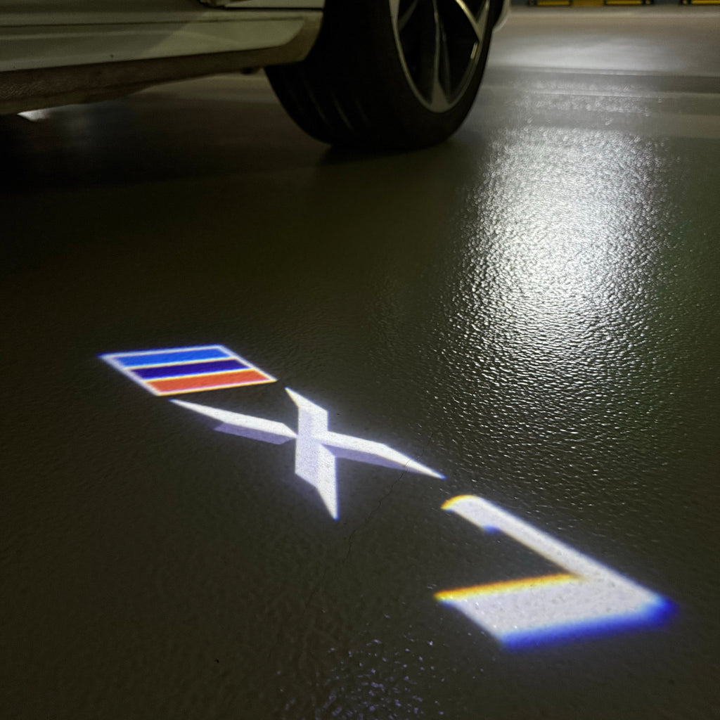 BMW X7  LOGO PROJECTOT LIGHTS (quantity 1 = 1 sets/2 door lights)Nr.bmw00166