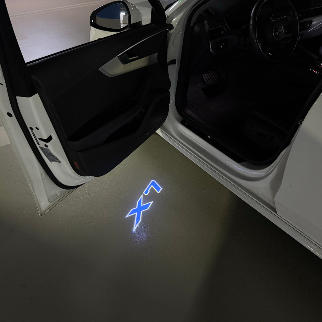 BMW X7    LOGO PROJECTOT LIGHTS (quantity 1 = 1 sets/2 door lights)Nr.bmw00167