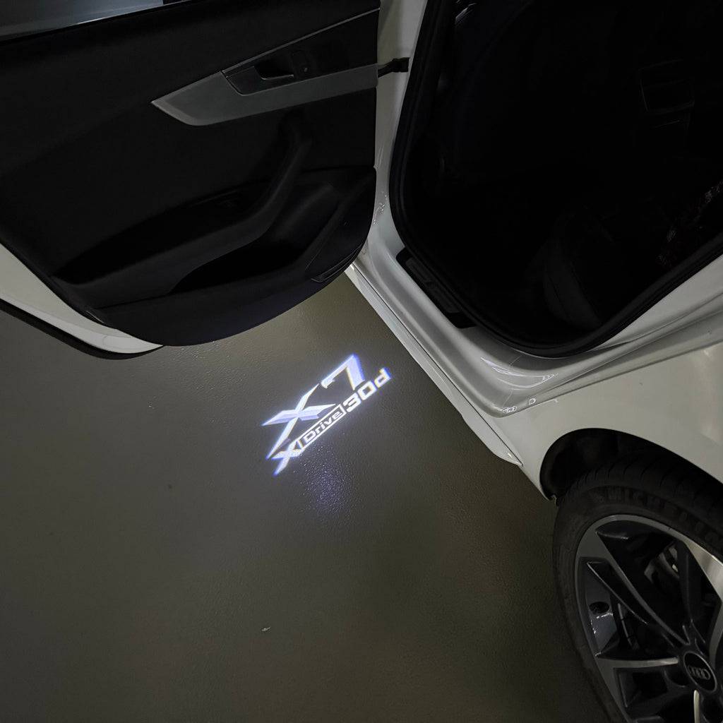 BMW X7 Drive 30d   LOGO PROJECTOT LIGHTS (quantity 1 = 1 sets/2 door lights)Nr.bmw00170