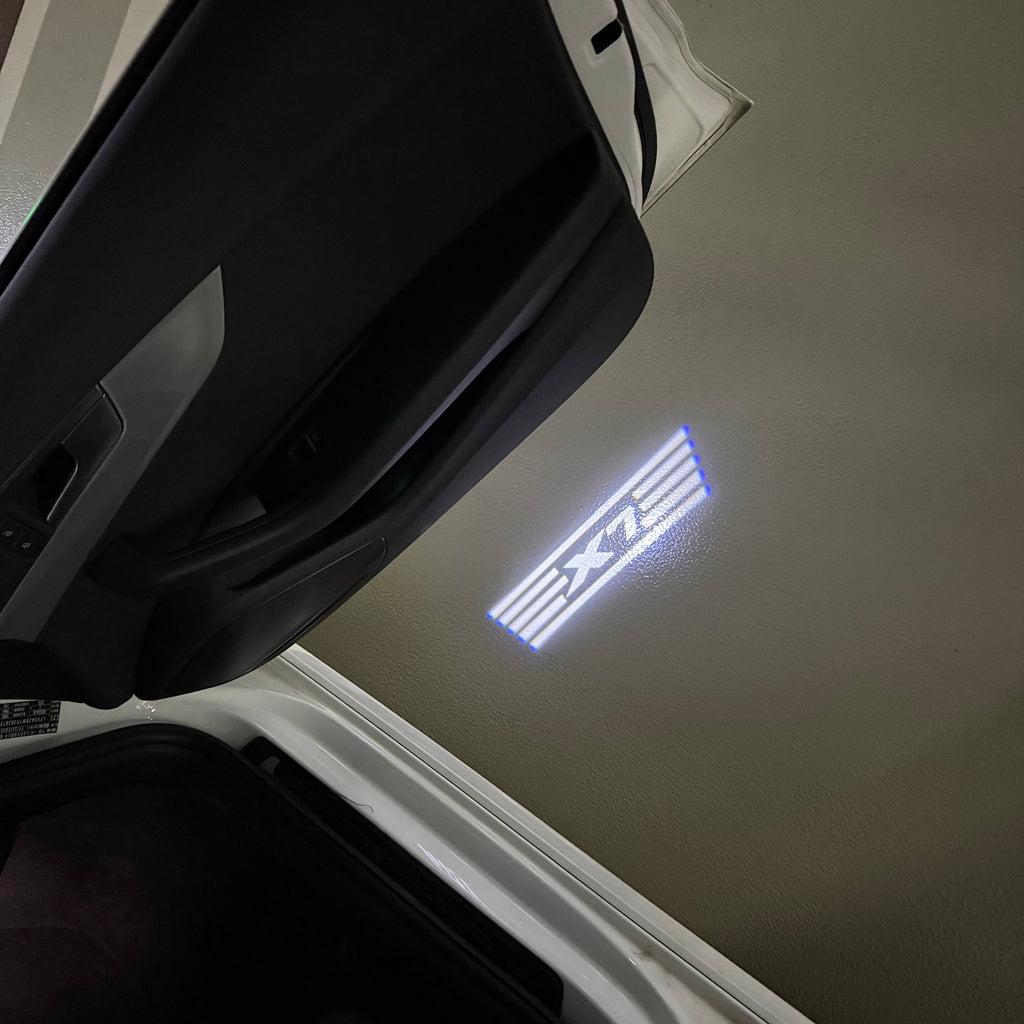 BMW  X7 LOGO PROJECTOT LIGHTS (quantity 1 = 1 sets/2 door lights)Nr.bmw0075
