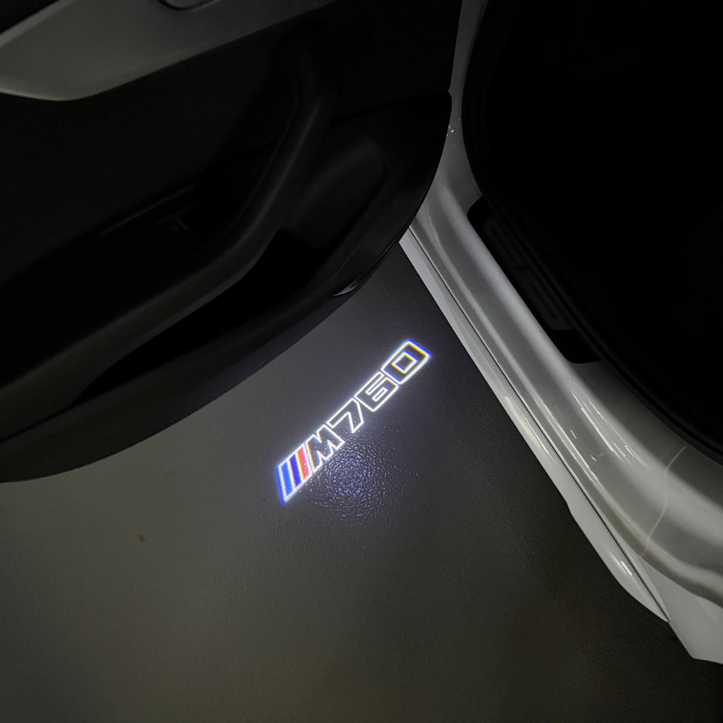 BMW   7 SERIES M760    LOGO PROJECTOT LIGHTS (quantity 1 = 1 sets/2 door lights)Nr.bmw00336