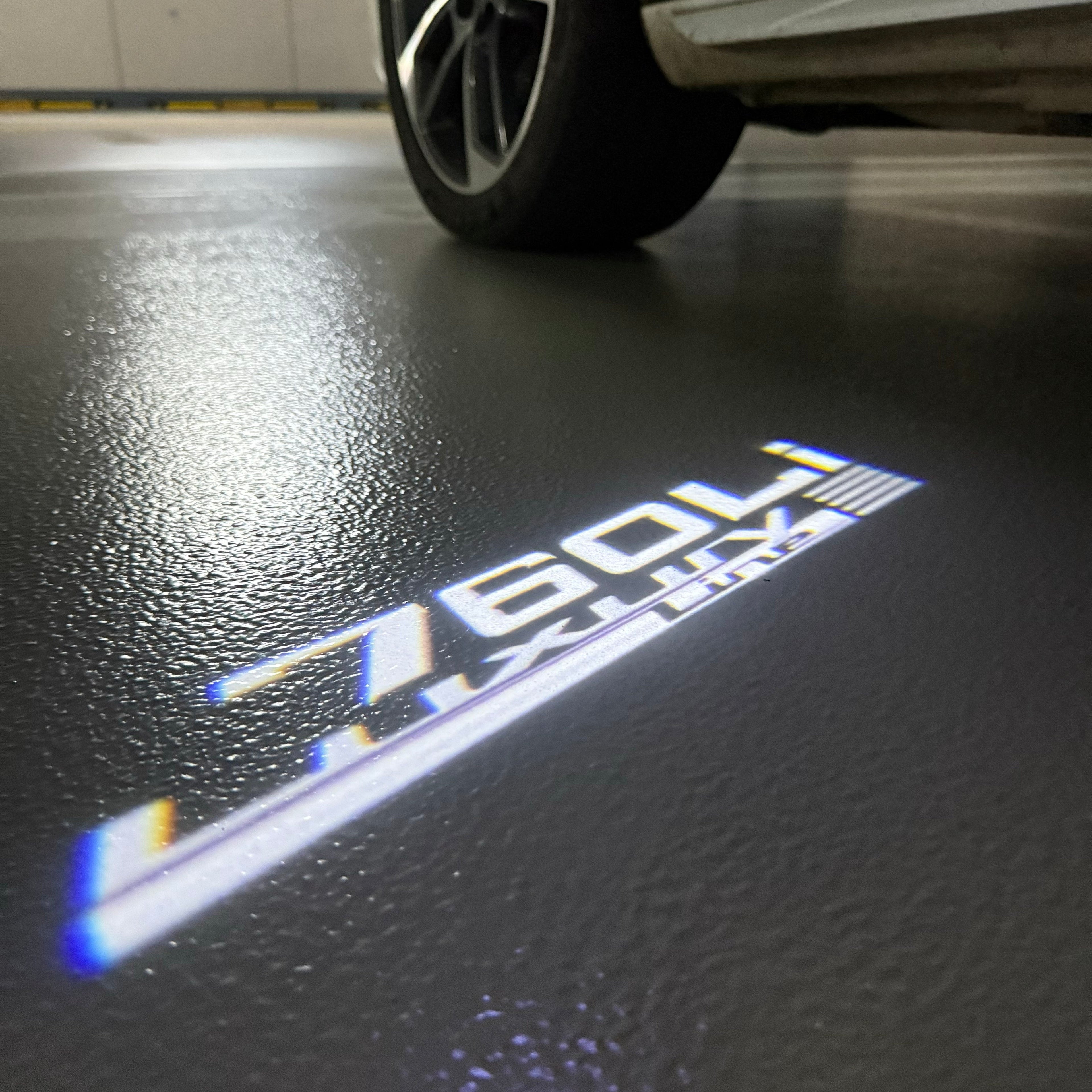 BMW 7 SERIES 760  Li   LOGO PROJECTOT LIGHTS (quantity 1 = 1 sets/2 door lights)Nr.bmw00313