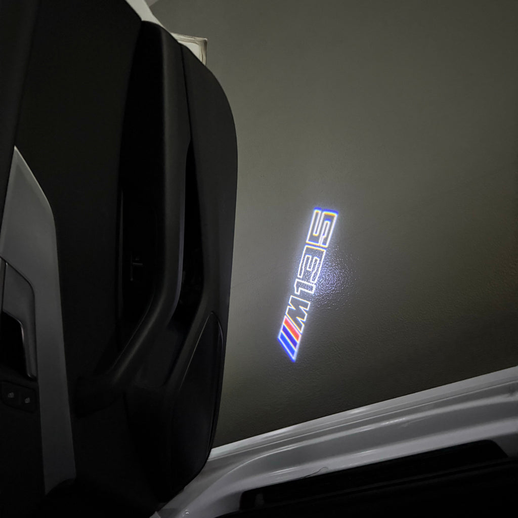 BMW  1 SERIES  M135   LOGO PROJECTOT LIGHTS (quantity 1 = 1 sets/2 door lights)Nr.bmw00126